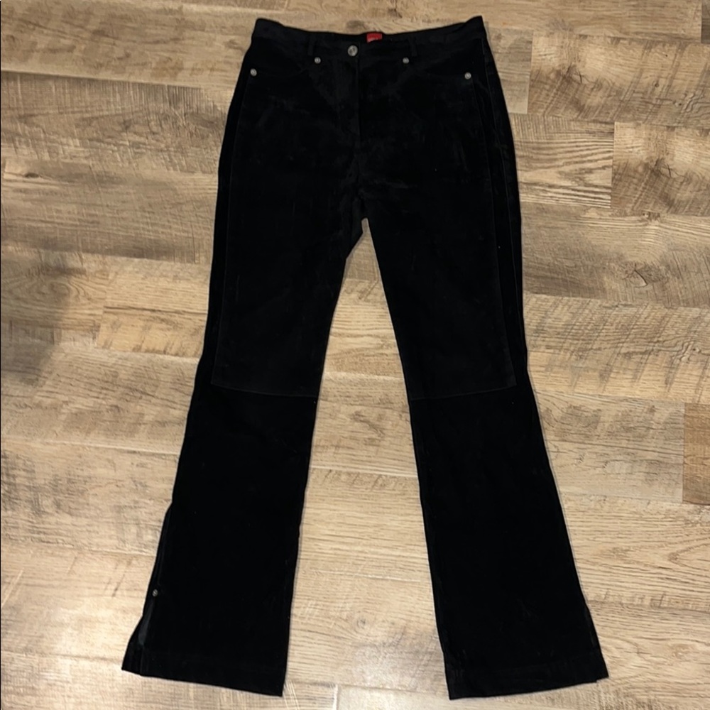 Olden Europe Black Women's Pants 8